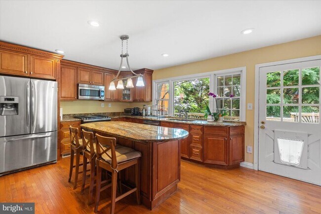 Building Photo - 4613 Langdrum Ln