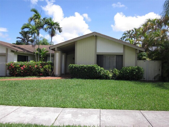 Primary Photo - 13331 SW 102nd St