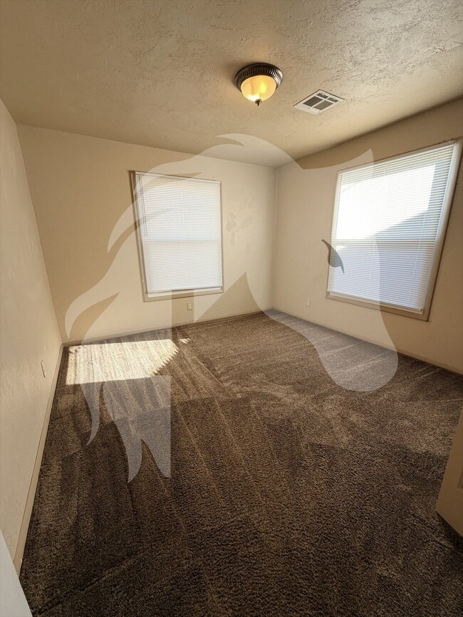 Building Photo - 1621 S Jackson St