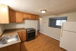 Primary Photo - 18 Essex St