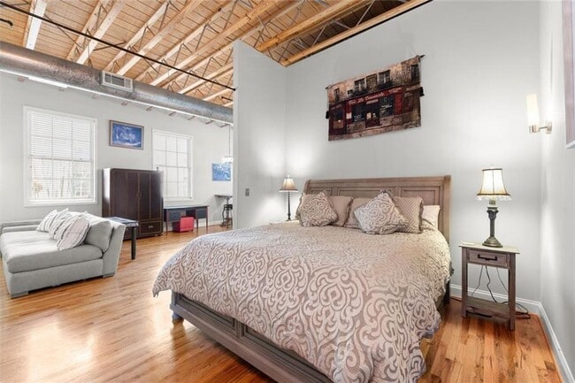 Building Photo - 1756 Liberty Ln