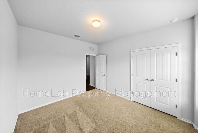 Building Photo - 6723 Shiraz Wy