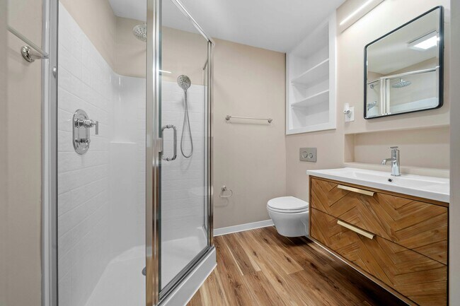 Building Photo - 2039-41 Bonita St