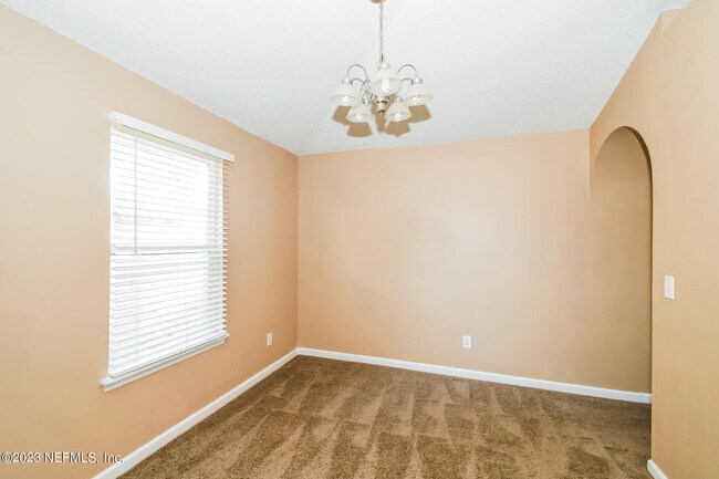 Building Photo - 12290 Cobblefield Cir N