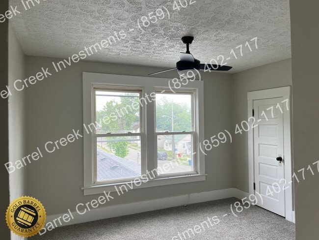 Building Photo - 4-Bed 1.5-Bath House + 2-Car Garage