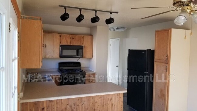Building Photo - 5830 S Nickle Way