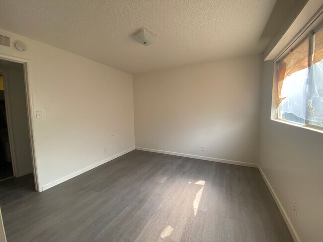 Building Photo - 22593 Rd 130