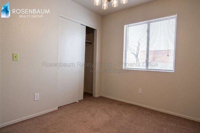 Building Photo - 13295 S Durango Rd