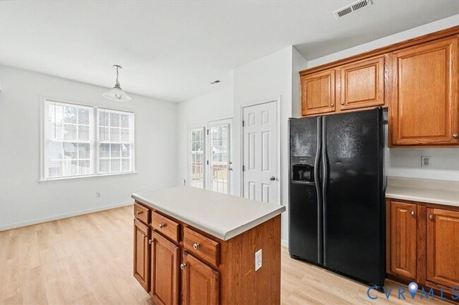 Building Photo - 5412 Huntington Ave