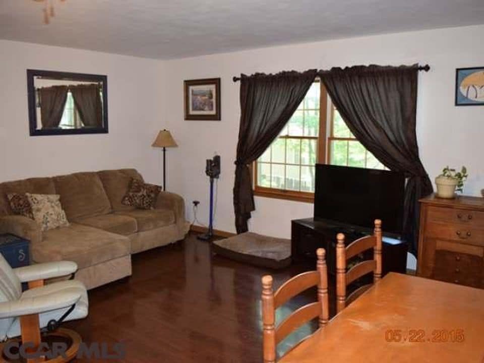 Building Photo - 831 Galen Dr