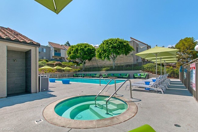 Building Photo - 8517 Paradise Valley Rd