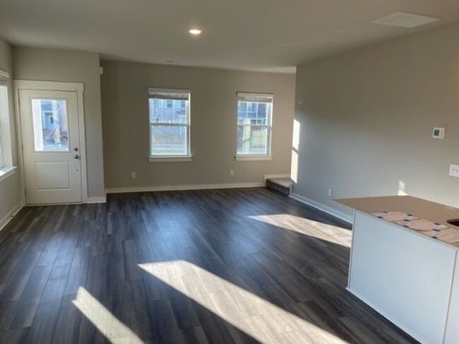 Building Photo - Stunner in Murfreesboro