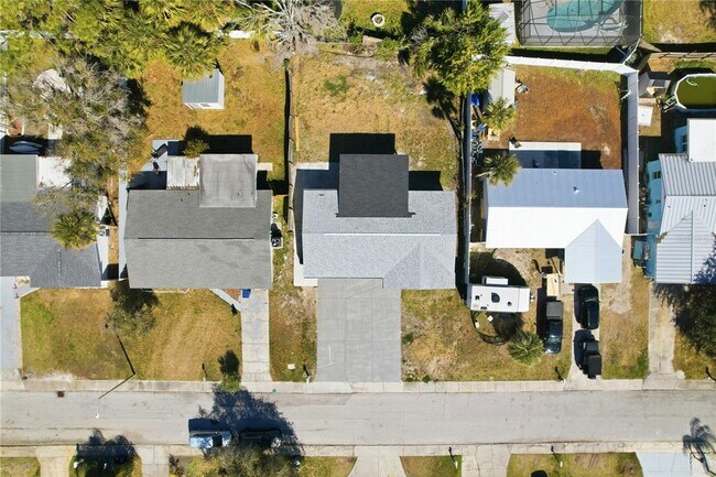 Building Photo - 5543 Quist Dr