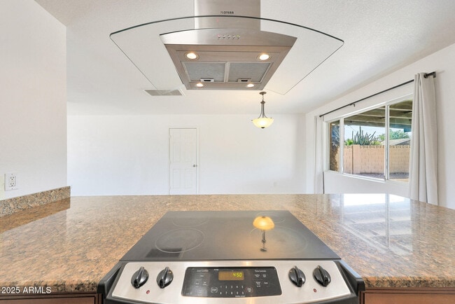 Building Photo - 8507 E Mariposa Dr