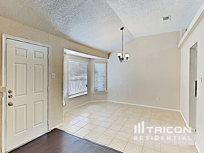Building Photo - 24027 Leathergate Dr