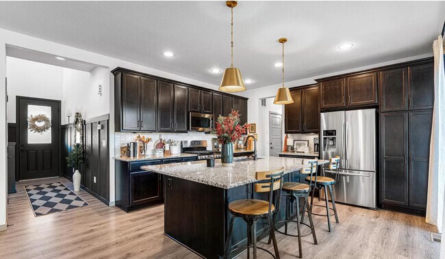 Building Photo - 1000 Equinox Dr