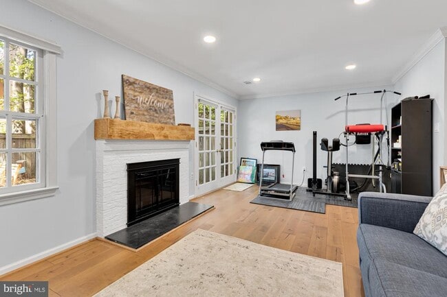 Building Photo - 5144 Woodmire Ln