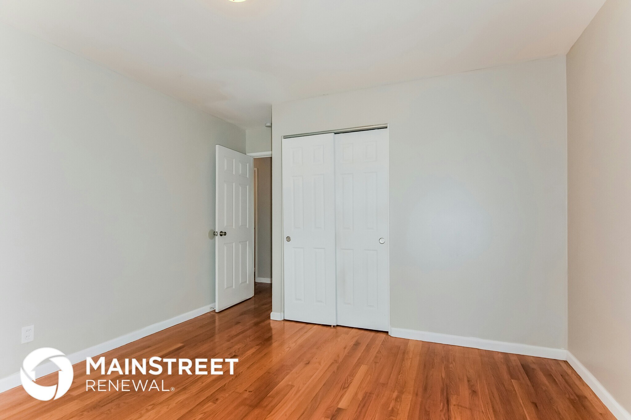 Building Photo - 330 Moule Dr