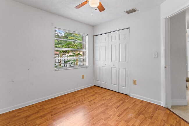 Building Photo - 13945 Langley Pl
