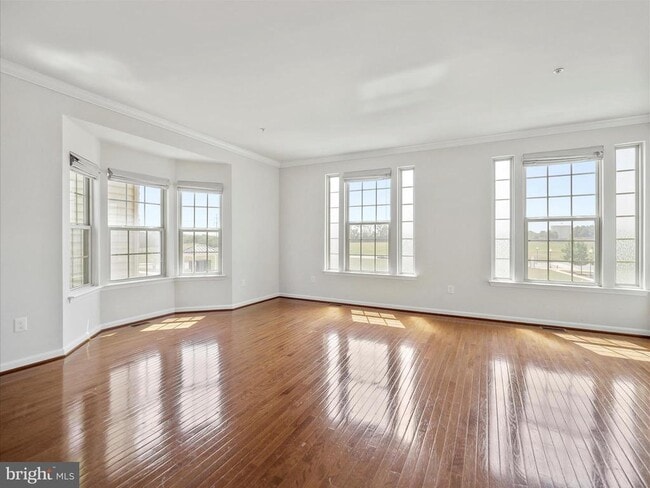 Building Photo - 5904 Leben Dr