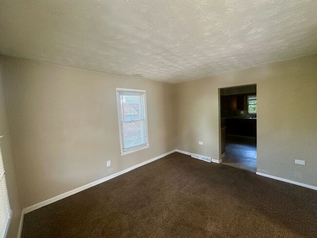 Building Photo - 728 McKinley Ave