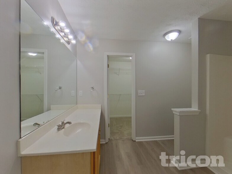 Building Photo - 176 Spring Walk Wy