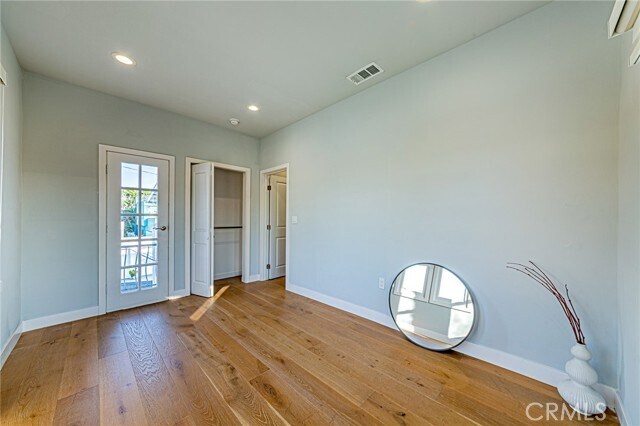 Building Photo - 1226 Meadowbrook Ave