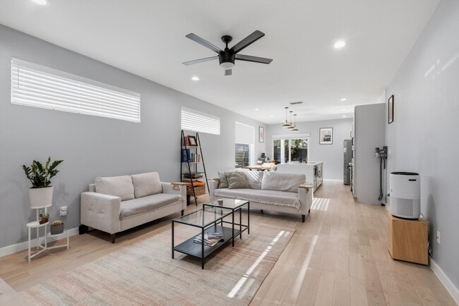 Building Photo - 2107 Schley Ave