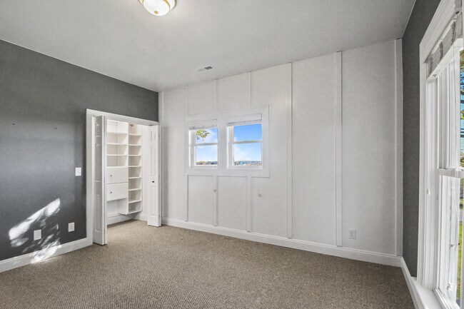 Building Photo - W5838 County Rd A