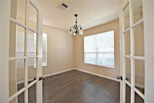 Building Photo - 16316 Castletroy Dr