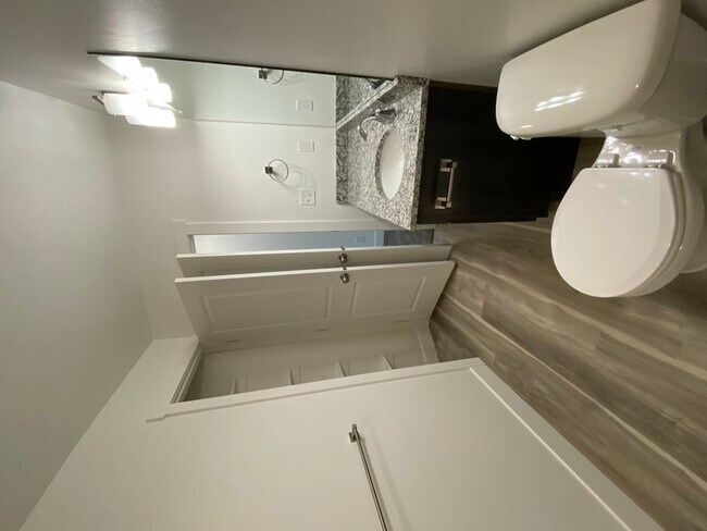 Building Photo - 2035 N 350 E