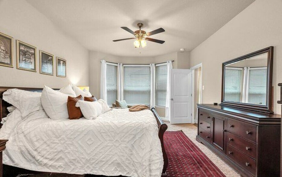 Building Photo - 630 Hollimon Pky