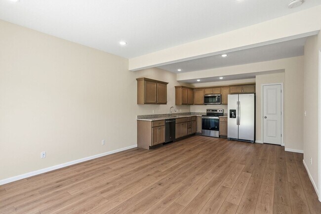 Building Photo - 5109-5111 Silver Mill Dr.