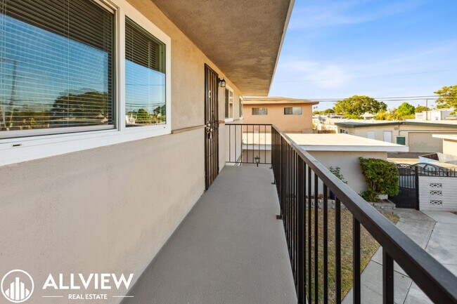 Building Photo - 3407 W Olinda Ln