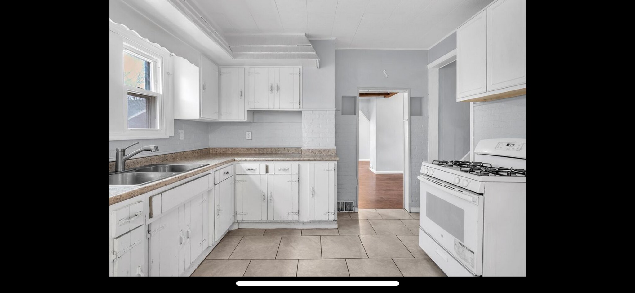 Building Photo - 925 Cherry St