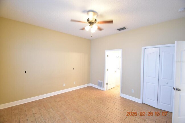 Building Photo - 10017 Bucklin St