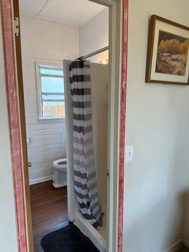 Building Photo - 131 Crowley Lake Dr