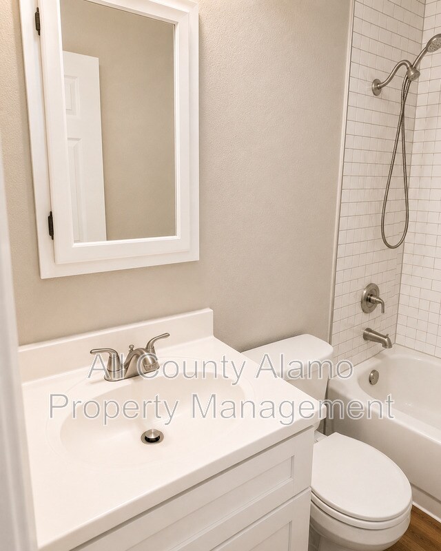 Building Photo - 429 Zachry Dr
