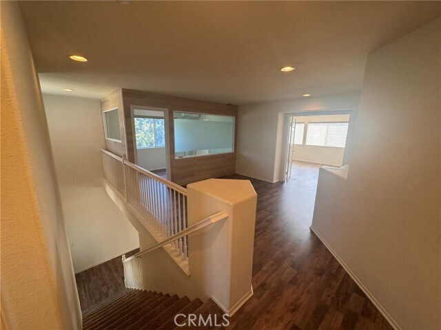 Building Photo - 7552 Vista Montana Pl