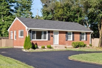 Building Photo - 2500 Browns Ln