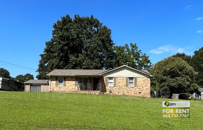Primary Photo - 942 Pope Field Rd