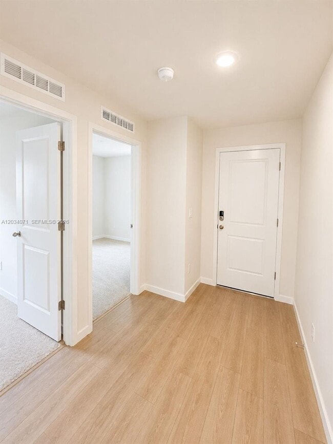 Building Photo - 544 Ilaria Ct