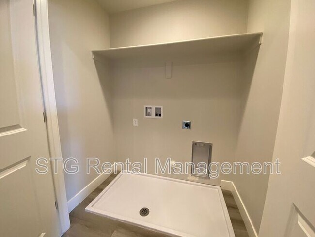 Building Photo - 1130 S 4380 W