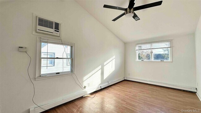 Building Photo - 34 Marksman Ln