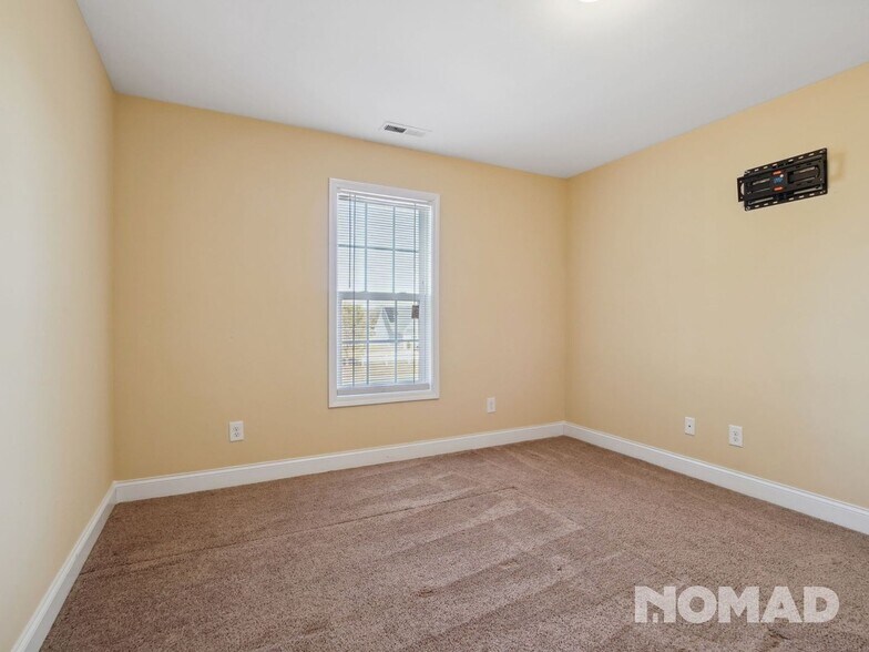 Building Photo - 3548 Thrower Rd