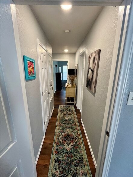 Building Photo - 715 North Ave