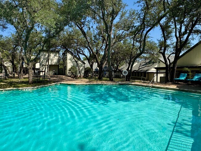 Primary Photo - 30 Casa Verde St