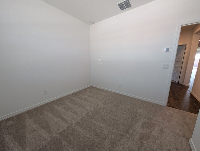 Building Photo - 4 Bedroom 3 Bathroom Parkside Los Cielos Home