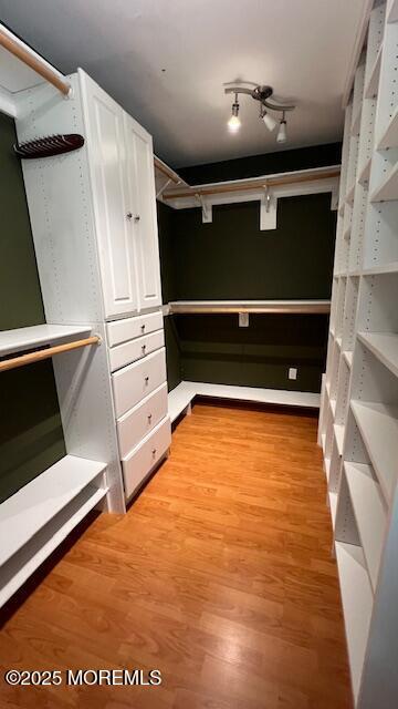 Building Photo - 33 Kinglet Ave