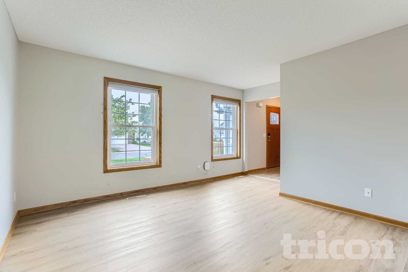 Building Photo - 2202 Marilyn Ave